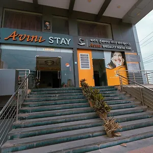 Hotel Avini