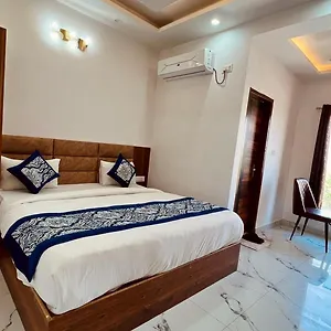 aerovilla.top-gurgaonhotels.com/